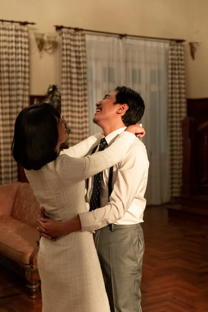 Karik và Only C tái xuất đầy cảm xúc, làm MV lấy nước mắt về chuyện tình người nhân bản - Ảnh 3. Karik và Only C tái xuất đầy cảm xúc, làm MV lấy nước mắt về chuyện tình người nhân bản - Ảnh 3.