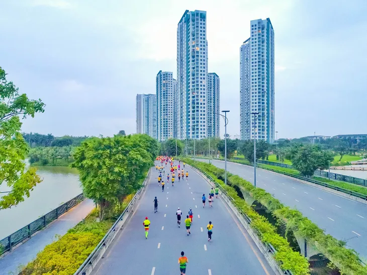 Ecopark Marathon ấn tượng với “cung đường chạy đẹp nhất Việt Nam” - Ảnh 3. Ecopark Marathon ấn tượng với “cung đường chạy đẹp nhất Việt Nam” - Ảnh 3.