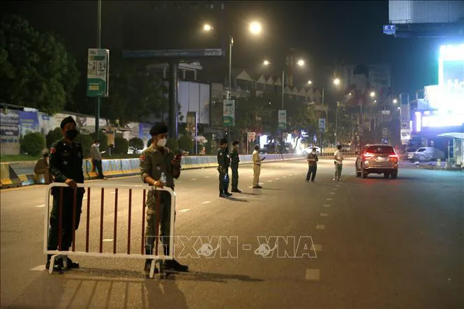 Thế giới ghi nhận hơn 145 triệu ca COVID-19, dịch bệnh tại Lào đang rất căng thẳng - Ảnh 1. Thế giới ghi nhận hơn 145 triệu ca COVID-19, dịch bệnh tại Lào đang rất căng thẳng - Ảnh 1.