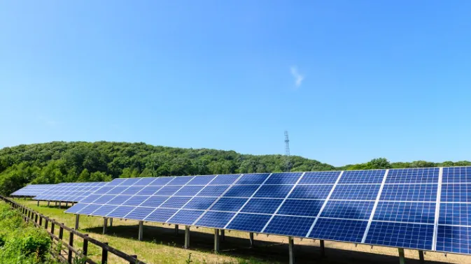 Nhật Bản nâng mục tiêu cắt giảm khí thải lên 46% vào năm 2030 - Ảnh 1. Nhật Bản nâng mục tiêu cắt giảm khí thải lên 46% vào năm 2030 - Ảnh 1.