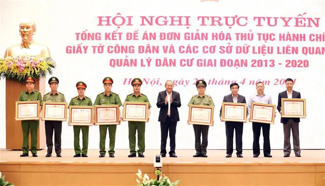 Thu nhận hơn 30 triệu hồ sơ cấp căn cước công dân gắn chip trên toàn quốc - Ảnh 1. Thu nhận hơn 30 triệu hồ sơ cấp căn cước công dân gắn chip trên toàn quốc - Ảnh 1.