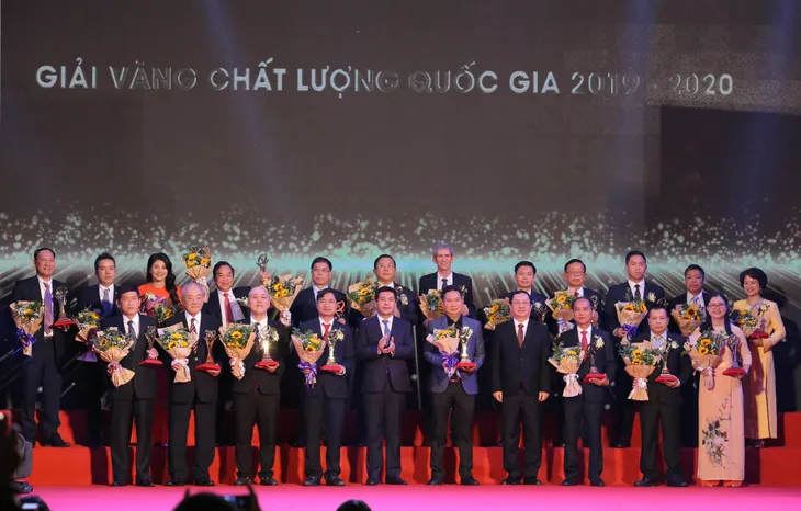 19 đơn vị được trao tặng Giải Vàng Chất lượng quốc gia 2020 - Ảnh 1.