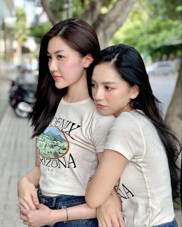 Lương Thanh và Hạ Anh y hệt hai chị em sinh đôi - Ảnh 9. Lương Thanh và Hạ Anh y hệt hai chị em sinh đôi - Ảnh 9.