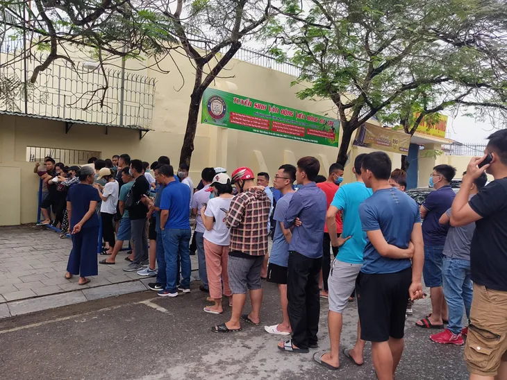 Trận Đông Á Thanh Hóa và Hoàng Anh Gia Lai sẽ thi đấu trên sân không có khán giả - Ảnh 1.