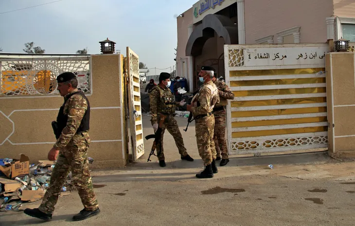 Số nạn nhân thiệt mạng do cháy bệnh viện điều trị COVID-19 tại Iraq tăng lên 82 người - Ảnh 2. Số nạn nhân thiệt mạng do cháy bệnh viện điều trị COVID-19 tại Iraq tăng lên 82 người - Ảnh 2.