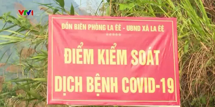 Bộ đội biên phòng tăng cường kiểm soát chống COVID-19 trên các tuyến biên giới - Ảnh 1. Bộ đội biên phòng tăng cường kiểm soát chống COVID-19 trên các tuyến biên giới - Ảnh 1.