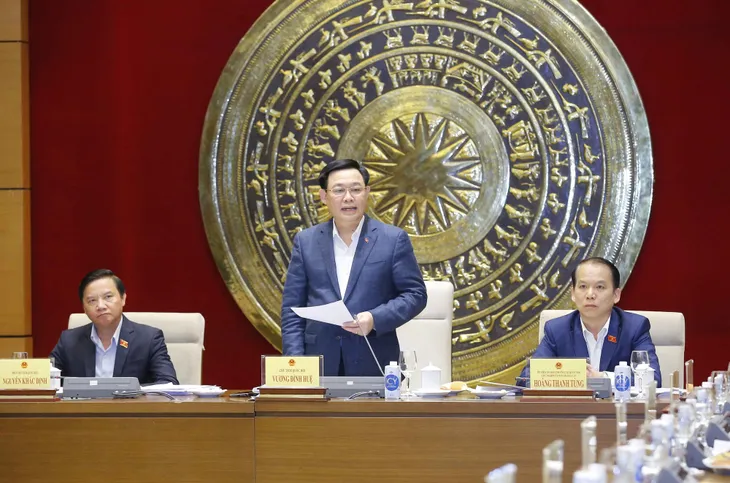 Chủ tịch Quốc hội làm việc với các Ủy ban của Quốc hội - Ảnh 1. Chủ tịch Quốc hội làm việc với các Ủy ban của Quốc hội - Ảnh 1.