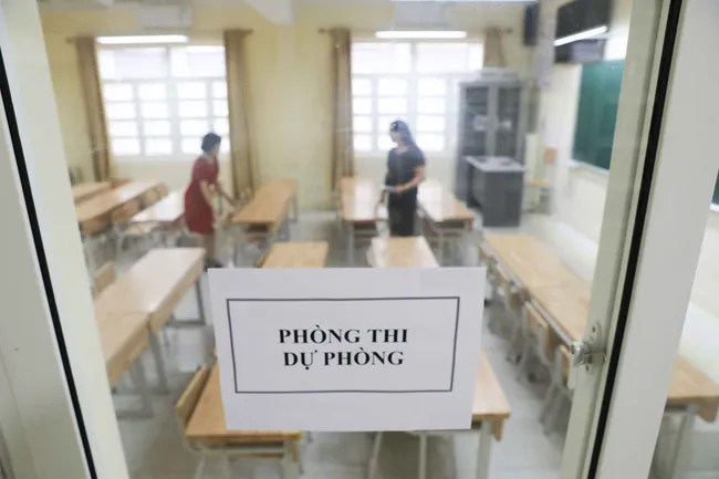Hôm nay (27/4), thí sinh bắt đầu đăng ký dự thi tốt nghiệp THPT năm 2021 - Ảnh 1. Hôm nay (27/4), thí sinh bắt đầu đăng ký dự thi tốt nghiệp THPT năm 2021 - Ảnh 1.