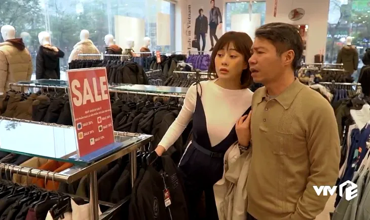Hương vị tình thân - Tập 6: Nhìn thấy cuộc sống của ông Sinh khi mới ra tù, ông Tuấn không cầm được nước mắt - Ảnh 4. Hương vị tình thân - Tập 6: Nhìn thấy cuộc sống của ông Sinh khi mới ra tù, ông Tuấn không cầm được nước mắt - Ảnh 4.