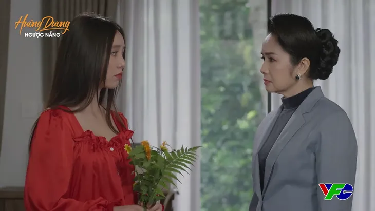 Hướng dương ngược nắng - Tập 60: Bắt thóp Ngọc có tình ý với Trí, bà Cúc ủng hộ hay phản đối? - Ảnh 1. Hướng dương ngược nắng - Tập 60: Bắt thóp Ngọc có tình ý với Trí, bà Cúc ủng hộ hay phản đối? - Ảnh 1.