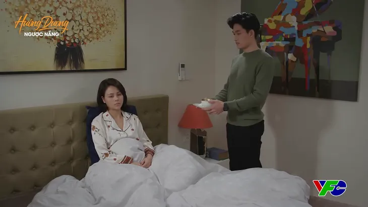 Hướng dương ngược nắng - Tập 60: Trí dỗ dành ngọt như kẹo khiến Minh khóc nghẹn ngào - Ảnh 1. Hướng dương ngược nắng - Tập 60: Trí dỗ dành ngọt như kẹo khiến Minh khóc nghẹn ngào - Ảnh 1.