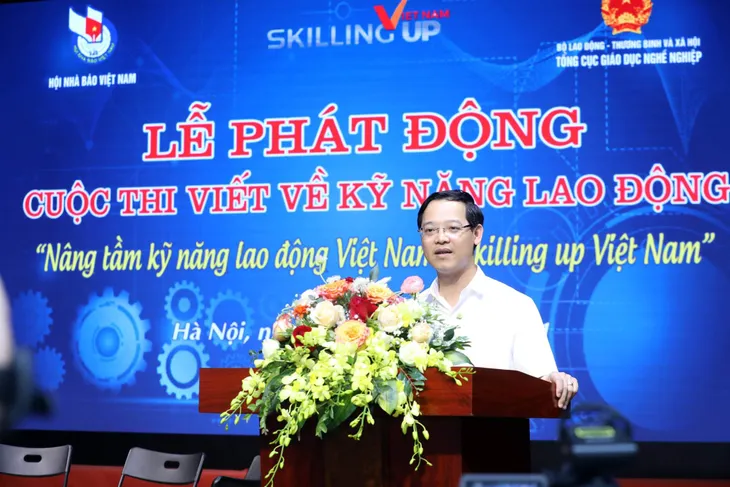 Lần đầu tiên phát động cuộc thi viết về Kỹ năng lao động Việt Nam - Ảnh 1. Lần đầu tiên phát động cuộc thi viết về Kỹ năng lao động Việt Nam - Ảnh 1.