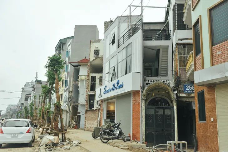 Tái diễn tình trạng nhà siêu mỏng, siêu méo sau giải phóng mặt bằng - Ảnh 6. Tái diễn tình trạng nhà siêu mỏng, siêu méo sau giải phóng mặt bằng - Ảnh 6.