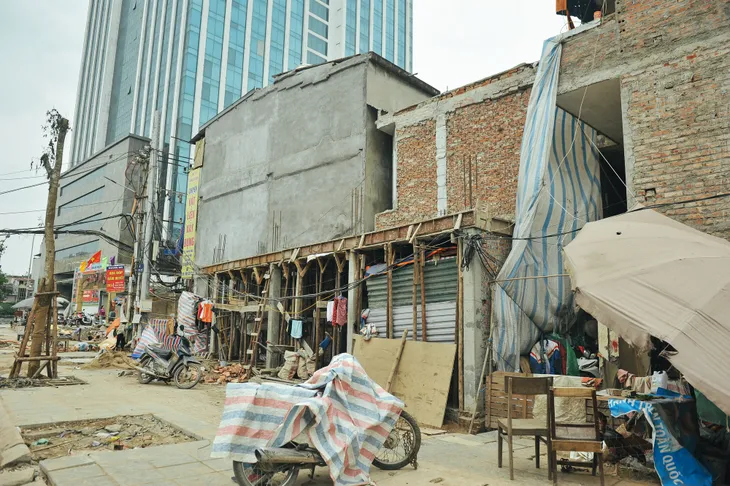 Tái diễn tình trạng nhà siêu mỏng, siêu méo sau giải phóng mặt bằng - Ảnh 12. Tái diễn tình trạng nhà siêu mỏng, siêu méo sau giải phóng mặt bằng - Ảnh 12.