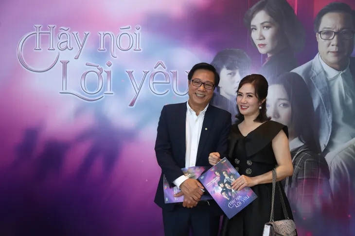 Quỳnh Kool diện váy xẻ sâu trong họp báo phim mới Hãy nói lời yêu - Ảnh 6. Quỳnh Kool diện váy xẻ sâu trong họp báo phim mới Hãy nói lời yêu - Ảnh 6.