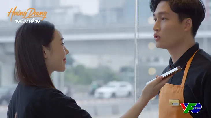 Hướng dương ngược nắng - Tập 50: Một cuộc điện thoại của Minh với Ngọc như vết dao cứa sâu vào tim Trí - Ảnh 1. Hướng dương ngược nắng - Tập 50: Một cuộc điện thoại của Minh với Ngọc như vết dao cứa sâu vào tim Trí - Ảnh 1.