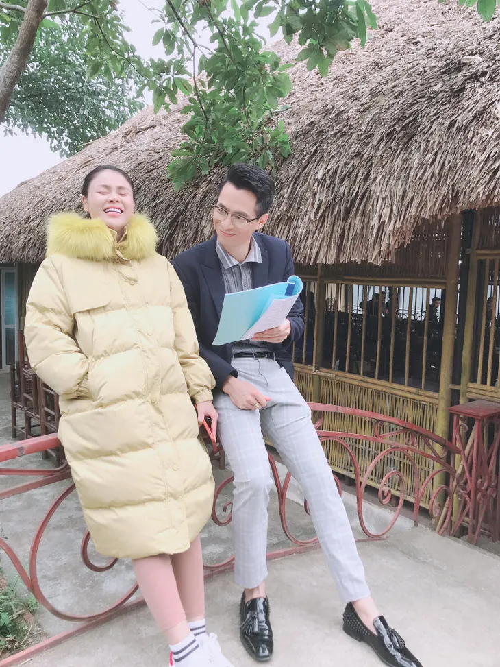 Muôn kiểu tập thoại của dàn diễn viên trong Hướng dương ngược nắng - Ảnh 9. Muôn kiểu tập thoại của dàn diễn viên trong Hướng dương ngược nắng - Ảnh 9.