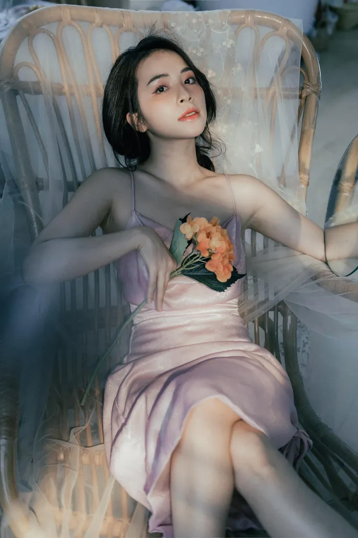 Chào tuổi 25, Trần Vân tung bộ ảnh mới vô cùng quyến rũ - Ảnh 6. Chào tuổi 25, Trần Vân tung bộ ảnh mới vô cùng quyến rũ - Ảnh 6.