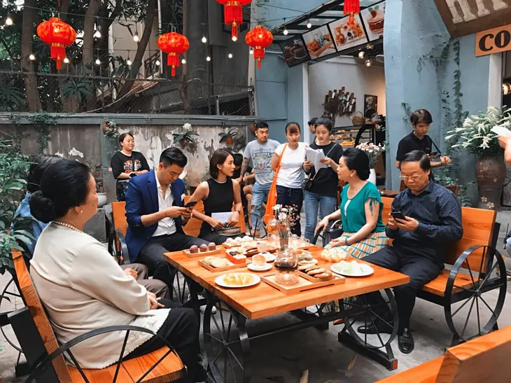 MC Tuấn Tú trở lại với phim mới, làm tình địch của Thanh Sơn? - Ảnh 7.