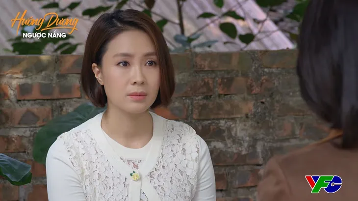 Hướng dương ngược nắng - Tập 51: Lần đầu tiên Minh phải thề thốt trước một người - Ảnh 2. Hướng dương ngược nắng - Tập 51: Lần đầu tiên Minh phải thề thốt trước một người - Ảnh 2.