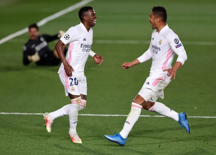 Real Madrid thắng thuyết phục Liverpool ở tứ kết Champions League - Ảnh 2. Real Madrid thắng thuyết phục Liverpool ở tứ kết Champions League - Ảnh 2.