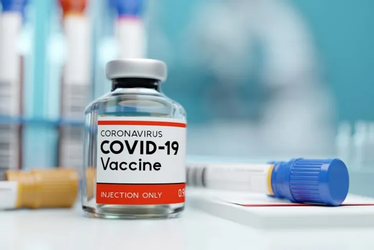 Mỹ sẽ không yêu cầu hộ chiếu vaccine - Ảnh 1. Mỹ sẽ không yêu cầu hộ chiếu vaccine - Ảnh 1.