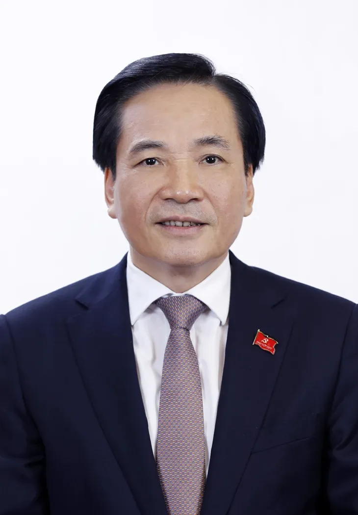 Tóm tắt tiểu sử Bộ trưởng, Chủ nhiệm Văn phòng Chính phủ Trần Văn Sơn - Ảnh 1. Tóm tắt tiểu sử Bộ trưởng, Chủ nhiệm Văn phòng Chính phủ Trần Văn Sơn - Ảnh 1.