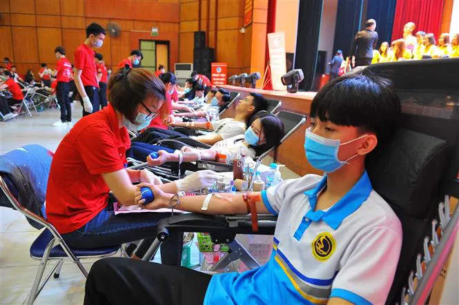 Không khí ngày hội thanh niên hiến máu tình nguyện năm 2021 - Ảnh 3. Không khí ngày hội thanh niên hiến máu tình nguyện năm 2021 - Ảnh 3.