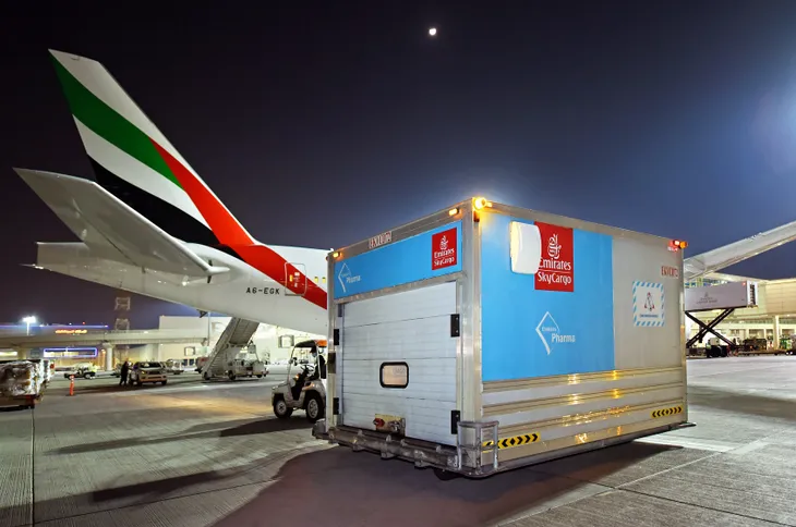 Emirates SkyCargo đã vận chuyển 50 triệu liều vaccine COVID-19 - Ảnh 1. Emirates SkyCargo đã vận chuyển 50 triệu liều vaccine COVID-19 - Ảnh 1.