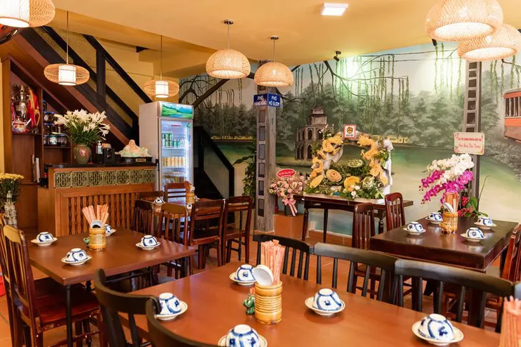 Nhiều sao Việt hội ngộ thưởng thức ẩm thực Hà thành tại Hồ Chí Minh - Ảnh 3. Nhiều sao Việt hội ngộ thưởng thức ẩm thực Hà thành tại Hồ Chí Minh - Ảnh 3.