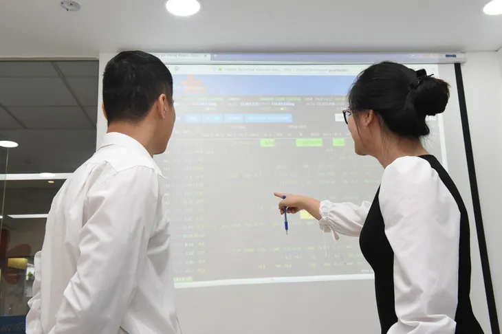 Số lượng tài khoản chứng khoán mở mới tháng 3 cao kỷ lục - Ảnh 1.