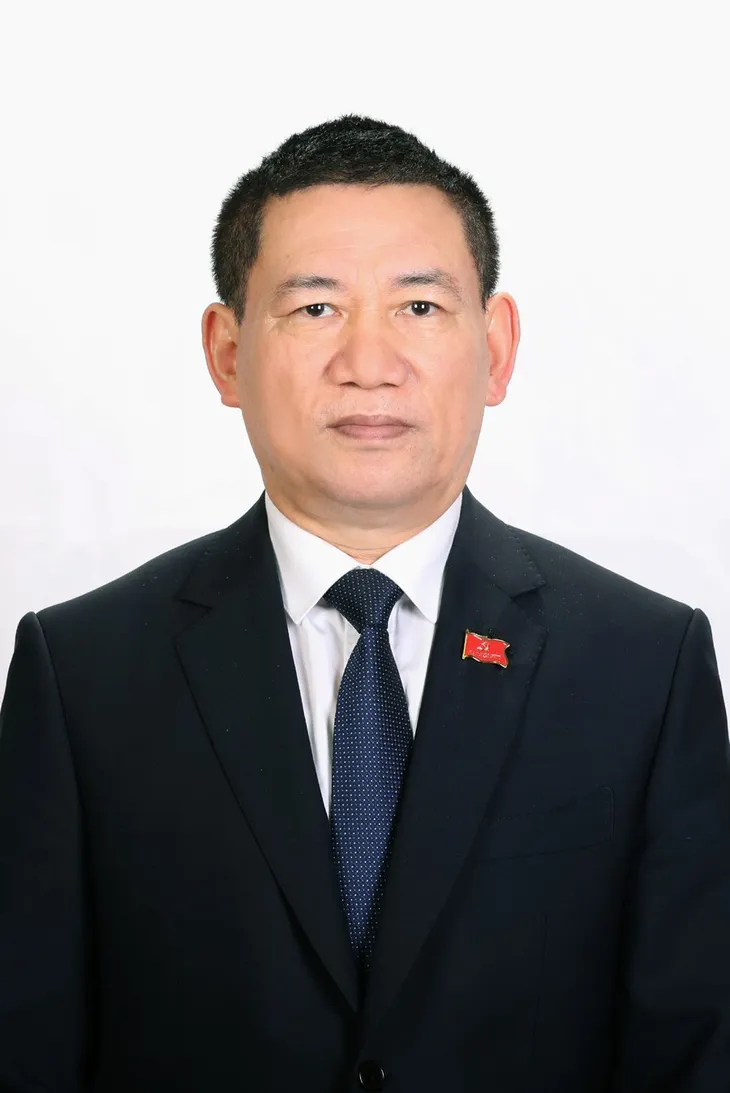 Tóm tắt tiểu sử Bộ trưởng Bộ Tài chính Hồ Đức Phớc - Ảnh 1. Tóm tắt tiểu sử Bộ trưởng Bộ Tài chính Hồ Đức Phớc - Ảnh 1.