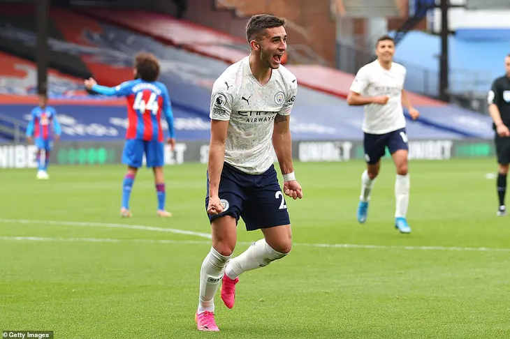 Crystal Palace 0-2 Man City: Aguero tỏa sáng, Man City tiến sát ngôi vô địch - Ảnh 3. Crystal Palace 0-2 Man City: Aguero tỏa sáng, Man City tiến sát ngôi vô địch - Ảnh 3.
