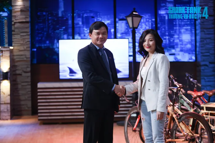 Shark Phú: Nếu hoà vốn anh sẽ đầu tư gấp 10 lần! - Ảnh 6. Shark Phú: Nếu hoà vốn anh sẽ đầu tư gấp 10 lần! - Ảnh 6.