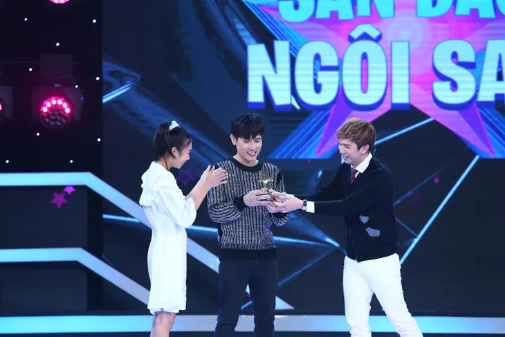 Sàn đấu ngôi sao Tập 19: Đình Toàn, Bình Tinh “nổi da gà” với nhan sắc thật của “công chúa” Nguyên Vũ - Ảnh 6. Sàn đấu ngôi sao Tập 19: Đình Toàn, Bình Tinh “nổi da gà” với nhan sắc thật của “công chúa” Nguyên Vũ - Ảnh 6.