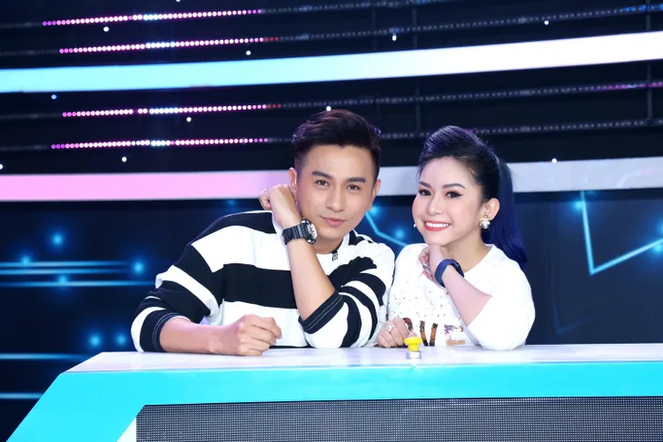 Sàn đấu ngôi sao Tập 19: Đình Toàn, Bình Tinh “nổi da gà” với nhan sắc thật của “công chúa” Nguyên Vũ - Ảnh 1. Sàn đấu ngôi sao Tập 19: Đình Toàn, Bình Tinh “nổi da gà” với nhan sắc thật của “công chúa” Nguyên Vũ - Ảnh 1.