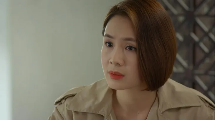 Hướng dương ngược nắng: Ngắm loạt set đồ mới đủ phong cách của Châu (Hồng Diễm) trong phần 2 - Ảnh 29. Hướng dương ngược nắng: Ngắm loạt set đồ mới đủ phong cách của Châu (Hồng Diễm) trong phần 2 - Ảnh 29.