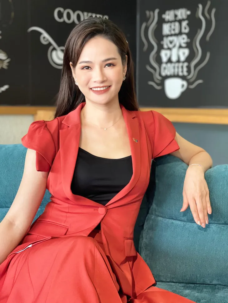 MC Thu Hương chia sẻ bí quyết giữ dáng - Ảnh 2. MC Thu Hương chia sẻ bí quyết giữ dáng - Ảnh 2.