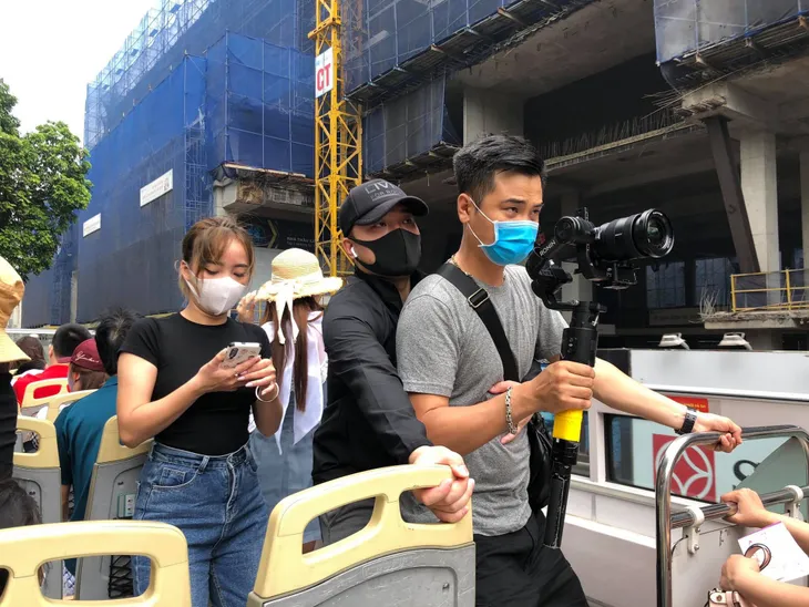 MV Tôi đi bầu cử - Siêu vui, siêu tươi trẻ, siêu hào hứng - Ảnh 4. MV Tôi đi bầu cử - Siêu vui, siêu tươi trẻ, siêu hào hứng - Ảnh 4.