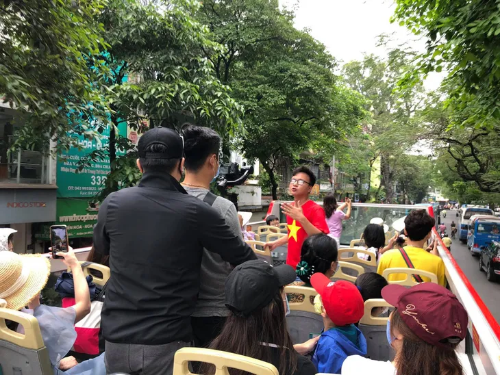 MV Tôi đi bầu cử - Siêu vui, siêu tươi trẻ, siêu hào hứng - Ảnh 2. MV Tôi đi bầu cử - Siêu vui, siêu tươi trẻ, siêu hào hứng - Ảnh 2.