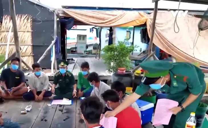 Kiên Giang đẩy mạnh tuyên truyền bầu cử tới bà con ngư dân - Ảnh 1. Kiên Giang đẩy mạnh tuyên truyền bầu cử tới bà con ngư dân - Ảnh 1.