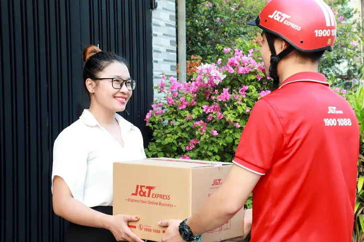 J&T Express góp sức phá đường dây lừa đảo bán hàng online - Ảnh 2.