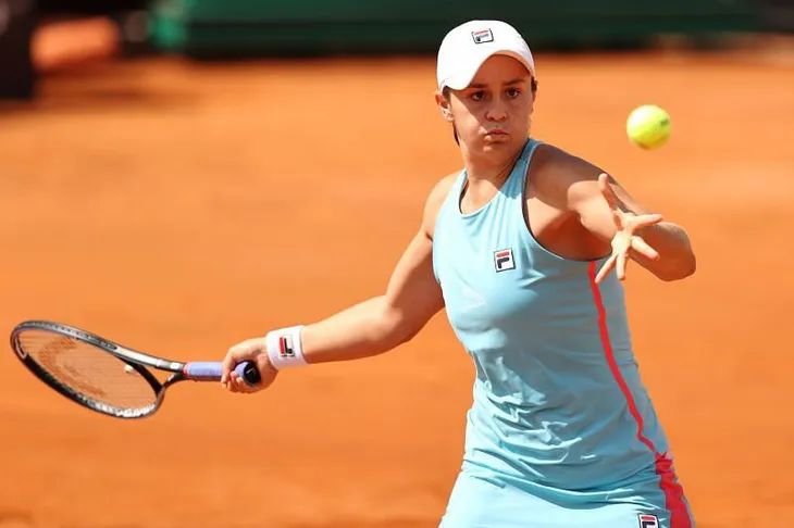 Ashleigh Barty vào tứ kết đơn nữ Italia mở rộng 2021 - Ảnh 1. Ashleigh Barty vào tứ kết đơn nữ Italia mở rộng 2021 - Ảnh 1.