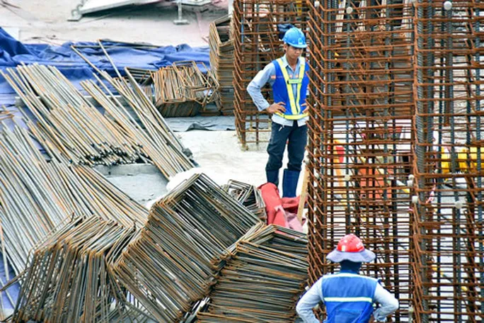 Vì sao giá quặng sắt, thép tăng phi mã? - Ảnh 2. Vì sao giá quặng sắt, thép tăng phi mã? - Ảnh 2.