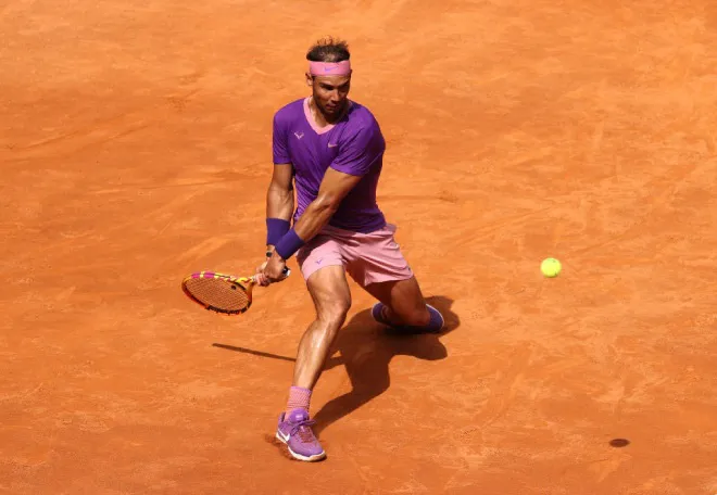 Ngược dòng vất vả trước Shapovalov, Nadal tiến vào tứ kết Italia mở rộng 2021 - Ảnh 2. Ngược dòng vất vả trước Shapovalov, Nadal tiến vào tứ kết Italia mở rộng 2021 - Ảnh 2.