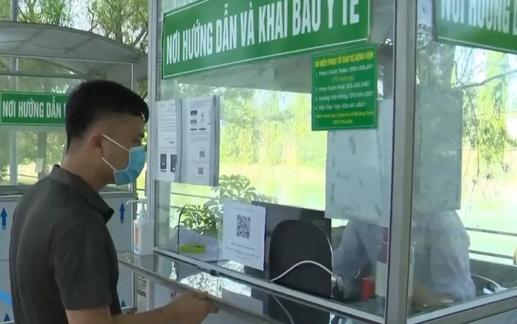 Nâng cao mức cảnh báo phòng, chống dịch COVID-19 tại các tuyến y tế - Ảnh 1. Nâng cao mức cảnh báo phòng, chống dịch COVID-19 tại các tuyến y tế - Ảnh 1.
