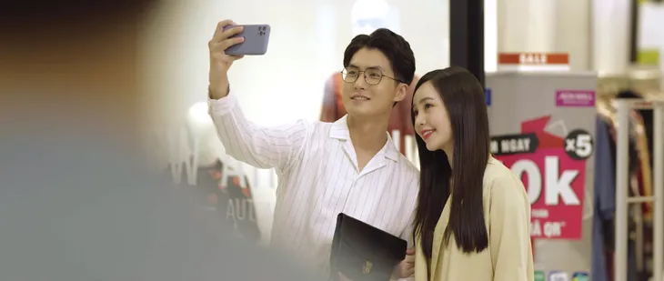 Hãy nói lời yêu - Tập 10: Bình bắt gặp My chụp ảnh tình cảm với trai lạ giữa thanh thiên bạch nhật - Ảnh 4. Hãy nói lời yêu - Tập 10: Bình bắt gặp My chụp ảnh tình cảm với trai lạ giữa thanh thiên bạch nhật - Ảnh 4.