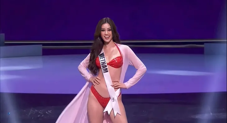 Khánh Vân trình diễn bikini gợi cảm tại Bán kết Hoa hậu Hoàn vũ - Ảnh 2. Khánh Vân trình diễn bikini gợi cảm tại Bán kết Hoa hậu Hoàn vũ - Ảnh 2.