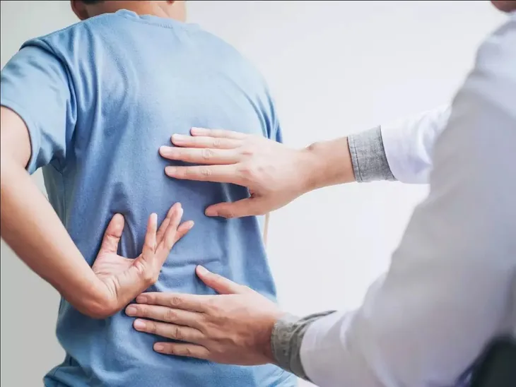 Phân biệt triệu chứng của COVID-19 và mệt mỏi thông thường - Ảnh 3.