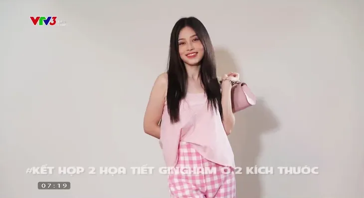 6 cách biến hóa với họa tiết Gingham cho Hè 2021 - Ảnh 6. 6 cách biến hóa với họa tiết Gingham cho Hè 2021 - Ảnh 6.